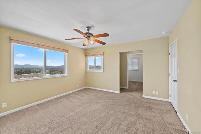4258 Summit Dr, La Mesa, CA 91941