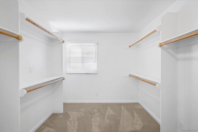 4258 Summit Dr, La Mesa, CA 91941