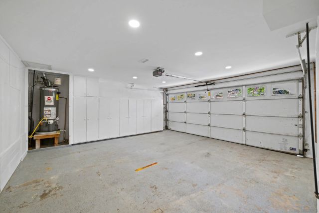 4258 Summit Dr, La Mesa, CA 91941