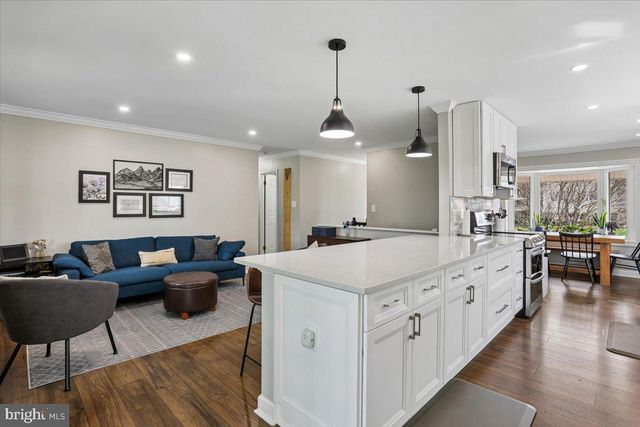 24328 FLAMINGO TER, Gaithersburg, MD 20882