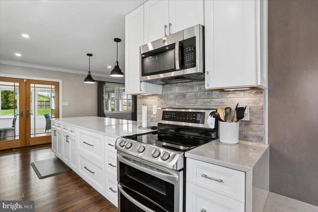 24328 FLAMINGO TER, Gaithersburg, MD 20882