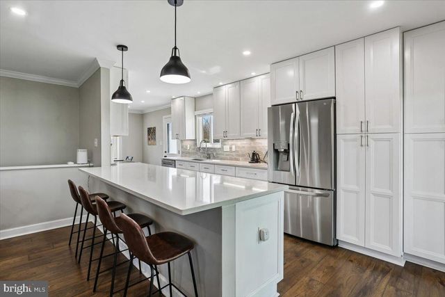 24328 FLAMINGO TER, Gaithersburg, MD 20882