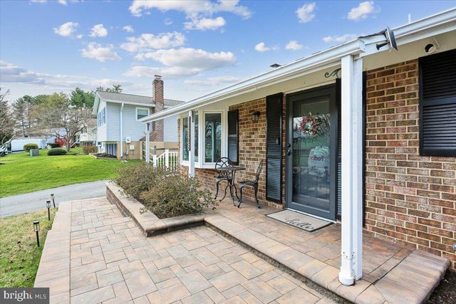 24328 FLAMINGO TER, Gaithersburg, MD 20882