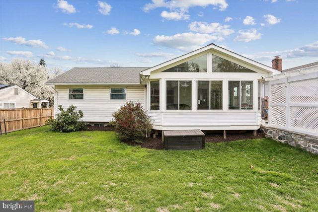 24328 FLAMINGO TER, Gaithersburg, MD 20882