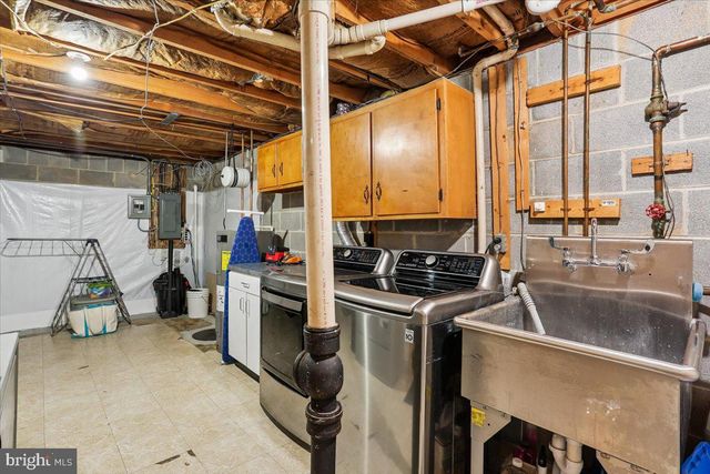 24328 FLAMINGO TER, Gaithersburg, MD 20882