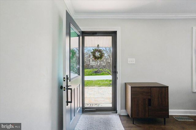 24328 FLAMINGO TER, Gaithersburg, MD 20882