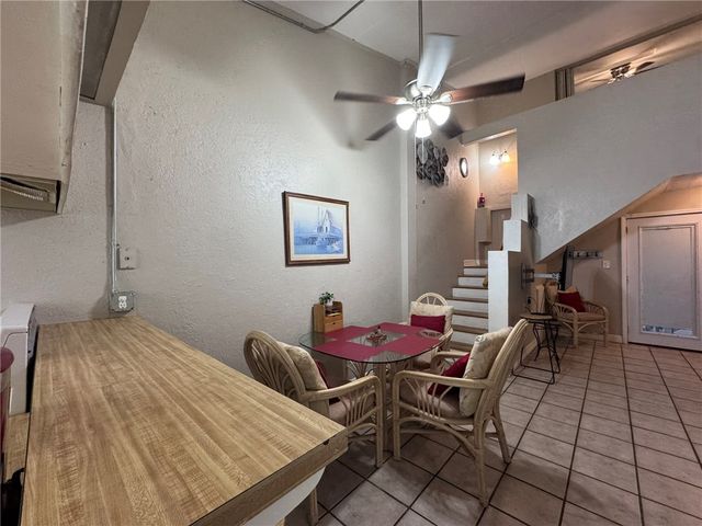 14300 S Padre Island Dr 99, Corpus Christi, TX 78418