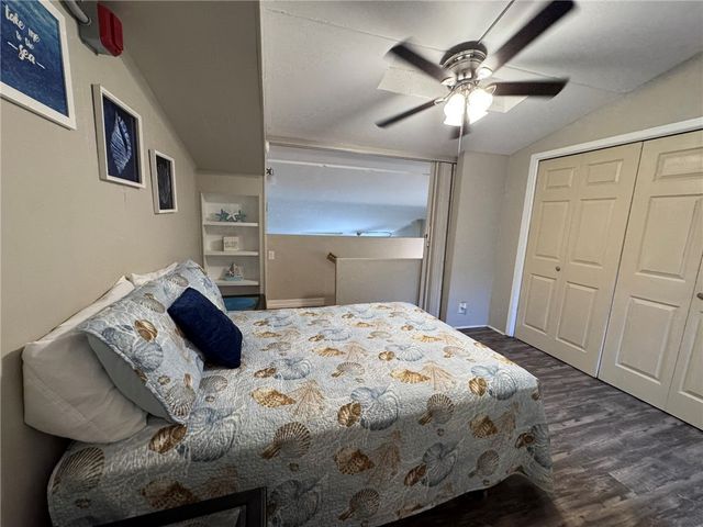 14300 S Padre Island Dr 99, Corpus Christi, TX 78418