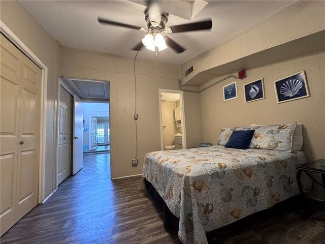 14300 S Padre Island Dr 99, Corpus Christi, TX 78418