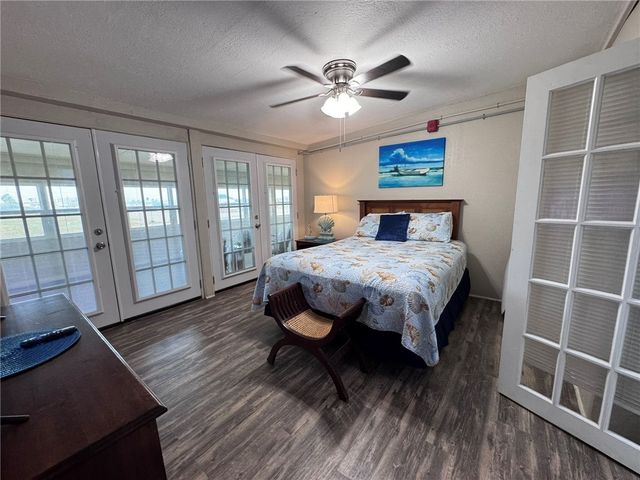 14300 S Padre Island Dr 99, Corpus Christi, TX 78418