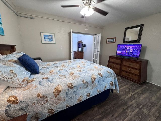 14300 S Padre Island Dr 99, Corpus Christi, TX 78418