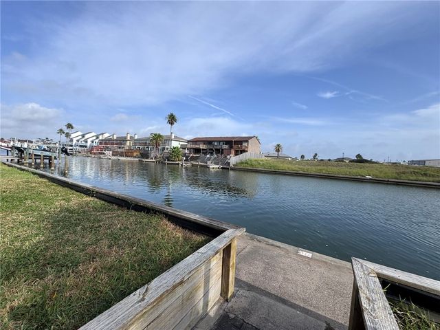 14300 S Padre Island Dr 99, Corpus Christi, TX 78418