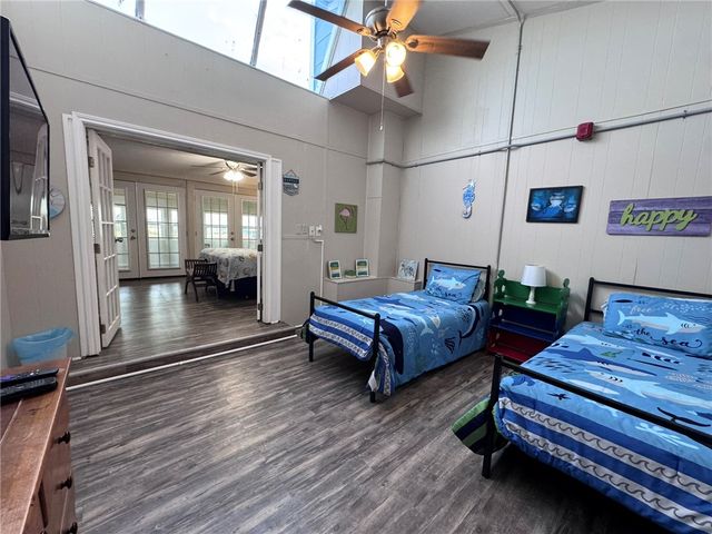 14300 S Padre Island Dr 99, Corpus Christi, TX 78418