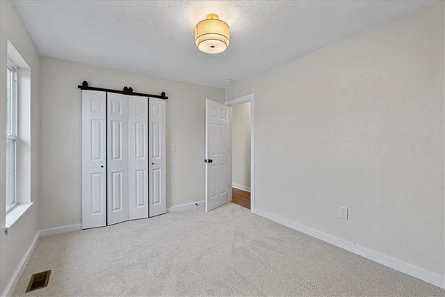 13 Oak Crest Drive, Linn Valley, KS 66040