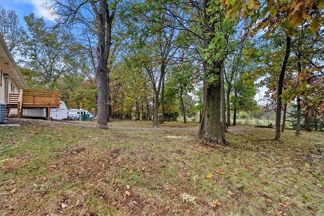 13 Oak Crest Drive, Linn Valley, KS 66040