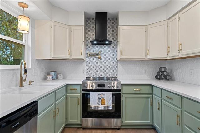 13 Oak Crest Drive, Linn Valley, KS 66040