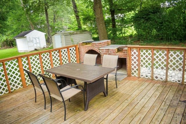 105 Pinewood Road, Dalton, MD 20721