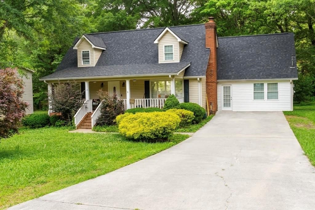 105 Pinewood Road, Dalton, MD 20721