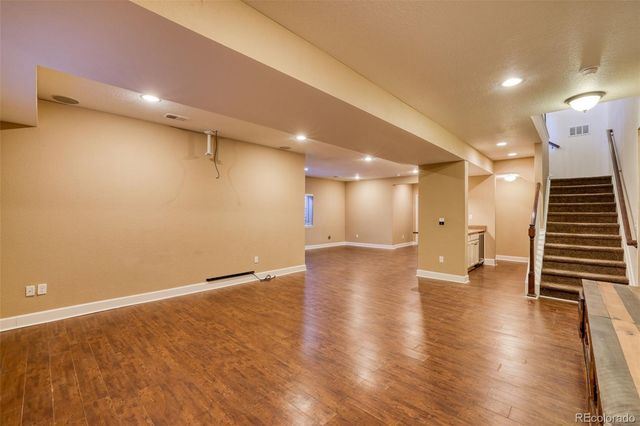 97 N Jackson Gap Way, Aurora, CO 80018