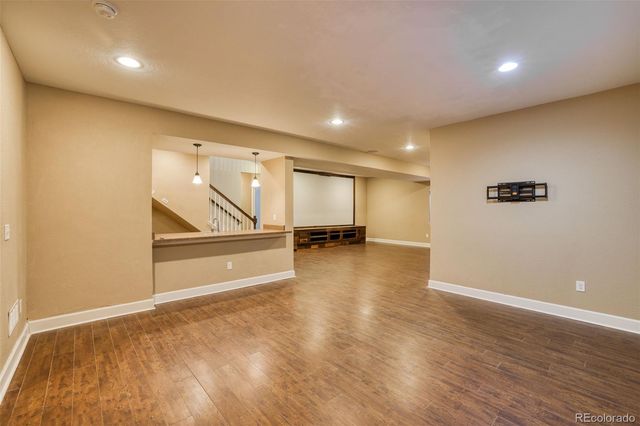 97 N Jackson Gap Way, Aurora, CO 80018