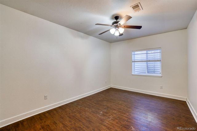 97 N Jackson Gap Way, Aurora, CO 80018