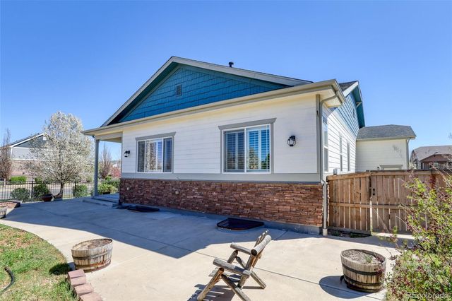 97 N Jackson Gap Way, Aurora, CO 80018