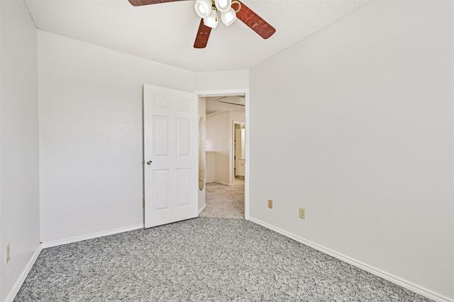 4928 Avenue P, Galveston, TX 77551