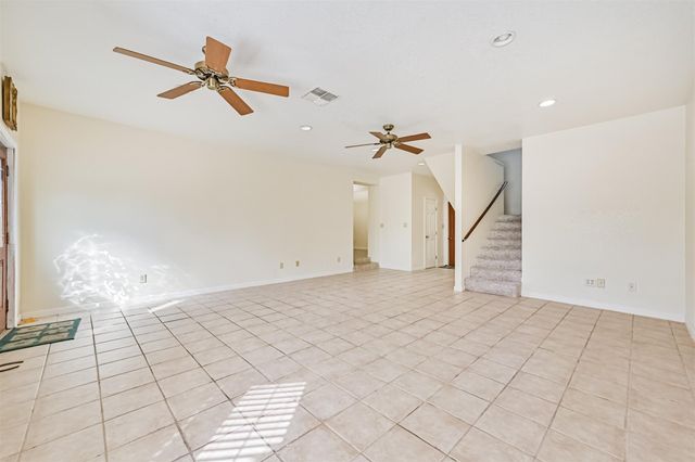 4928 Avenue P, Galveston, TX 77551