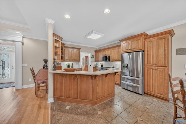 112 Southern Oaks Drive, Huntsville, AL 35811