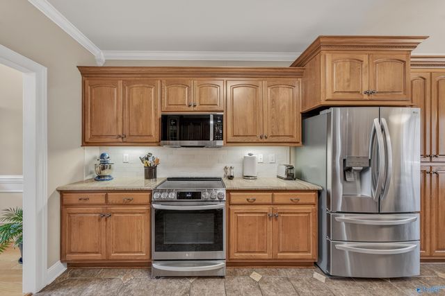 112 Southern Oaks Drive, Huntsville, AL 35811