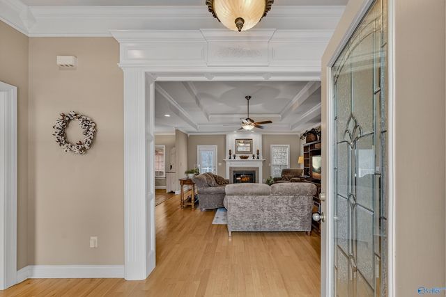 112 Southern Oaks Drive, Huntsville, AL 35811