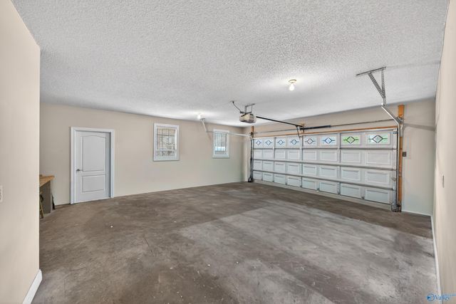 112 Southern Oaks Drive, Huntsville, AL 35811