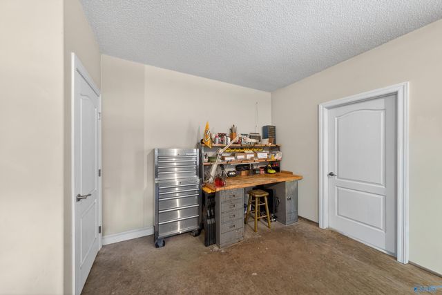 112 Southern Oaks Drive, Huntsville, AL 35811