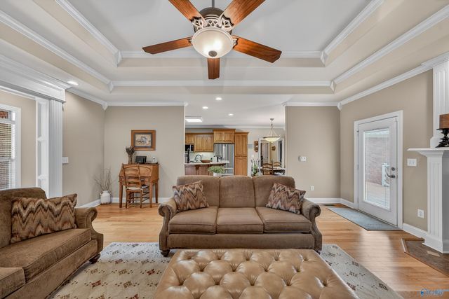 112 Southern Oaks Drive, Huntsville, AL 35811