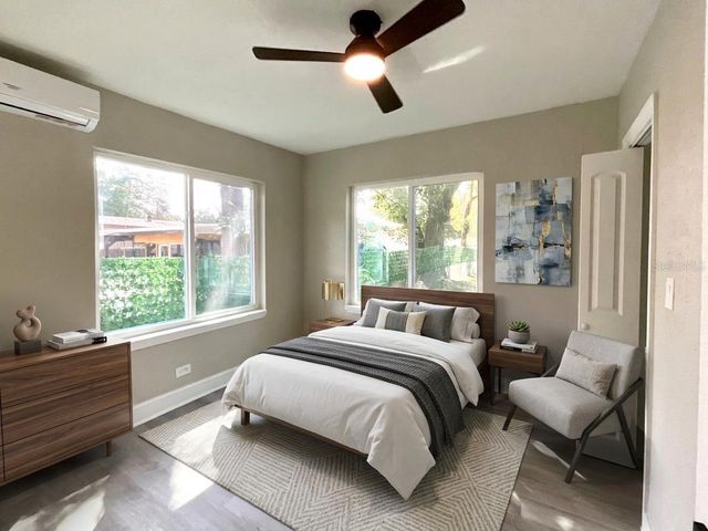 2102 E CARACAS STREET, Tampa, FL 33610