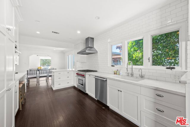 1542 S Canfield Avenue, Los Angeles, CA 90035