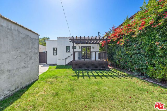 1542 S Canfield Avenue, Los Angeles, CA 90035