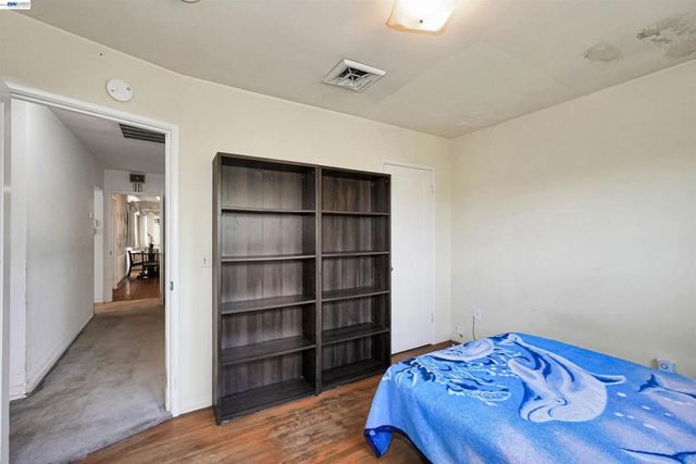 26462 Stanwood Ave, Hayward, CA 94544