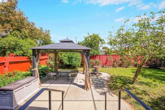 26462 Stanwood Ave, Hayward, CA 94544