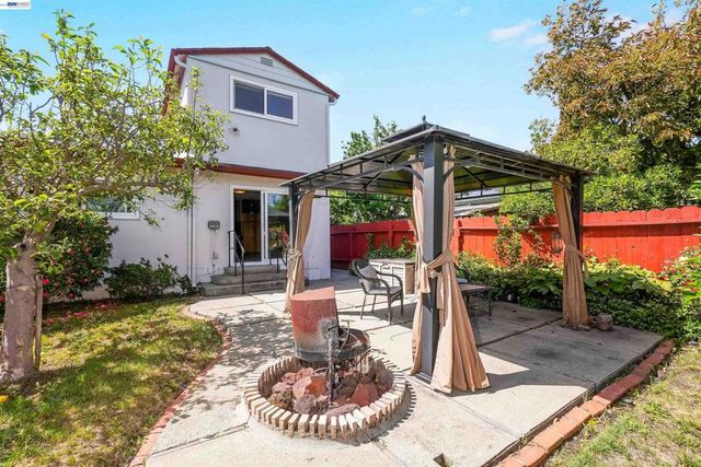 26462 Stanwood Ave, Hayward, CA 94544