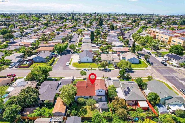 26462 Stanwood Ave, Hayward, CA 94544