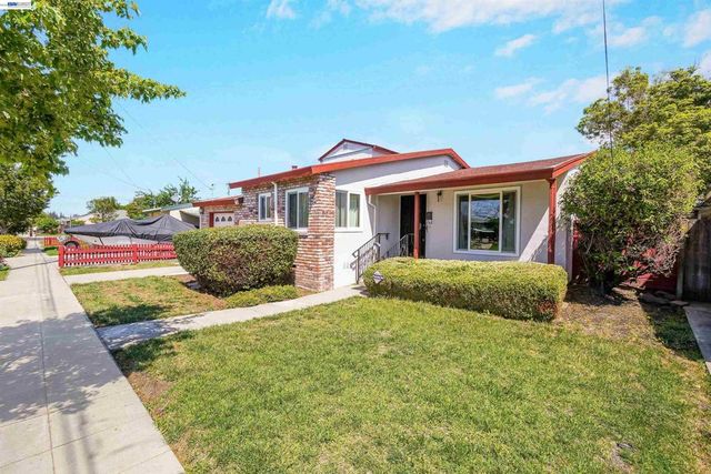 26462 Stanwood Ave, Hayward, CA 94544
