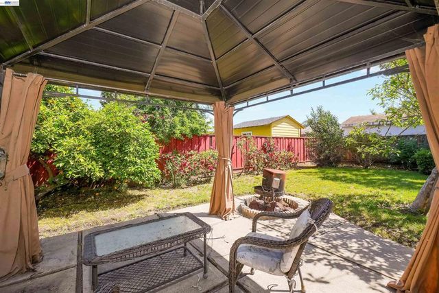 26462 Stanwood Ave, Hayward, CA 94544