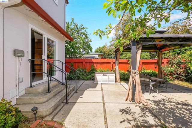 26462 Stanwood Ave, Hayward, CA 94544