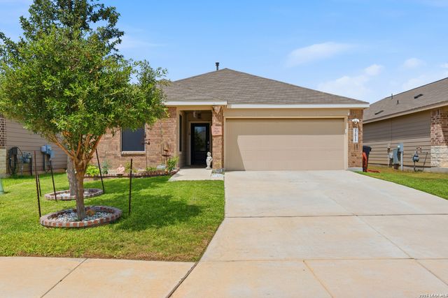 12015 Pewee Ct, San Antonio, TX 78221