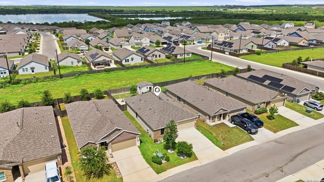 12015 Pewee Ct, San Antonio, TX 78221