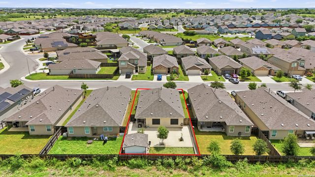 12015 Pewee Ct, San Antonio, TX 78221