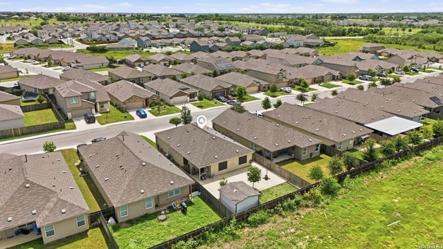 12015 Pewee Ct, San Antonio, TX 78221