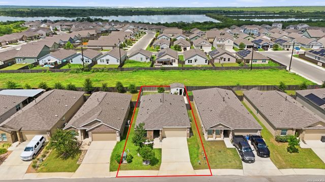 12015 Pewee Ct, San Antonio, TX 78221