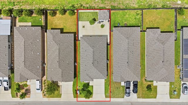 12015 Pewee Ct, San Antonio, TX 78221